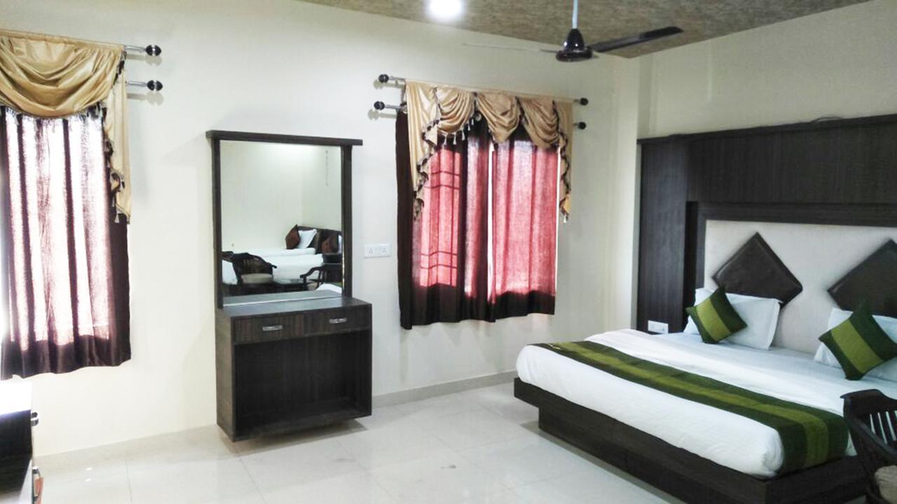 R.S Hotel & Restaurant Amritsar Eksteriør bilde