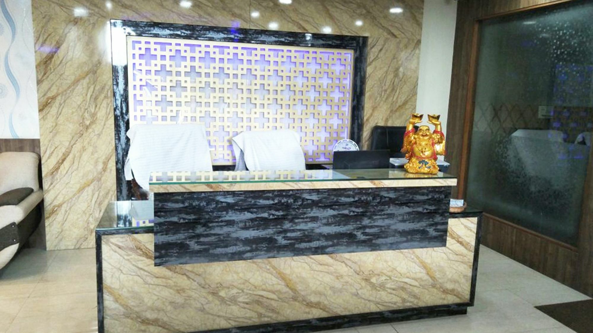 R.S Hotel & Restaurant Amritsar Eksteriør bilde